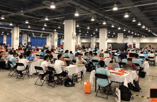 創意智造現場賽除了評選優秀作品外，更加注重創作過程。