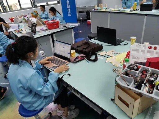 復賽以創客馬拉松的形式進行