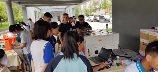 火熱持續(xù),雷宇攜創(chuàng)趣天地、蘑菇云創(chuàng)客點燃雙城造物激情!