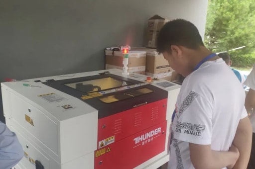 火熱持續(xù),雷宇攜創(chuàng)趣天地、蘑菇云創(chuàng)客點燃雙城造物激情!