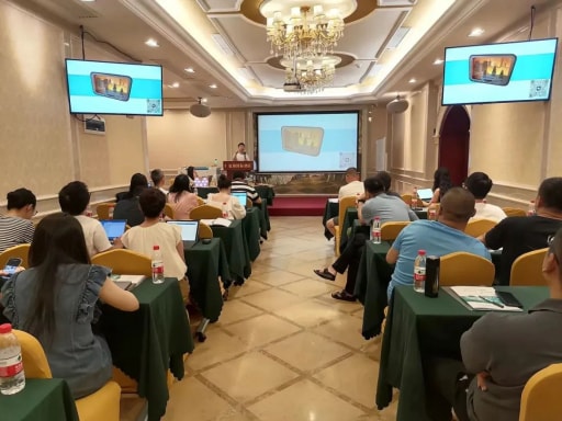 杭州市錢塘區“數字化改革”高級研修班（第二期）——激光造物課堂開課啦！